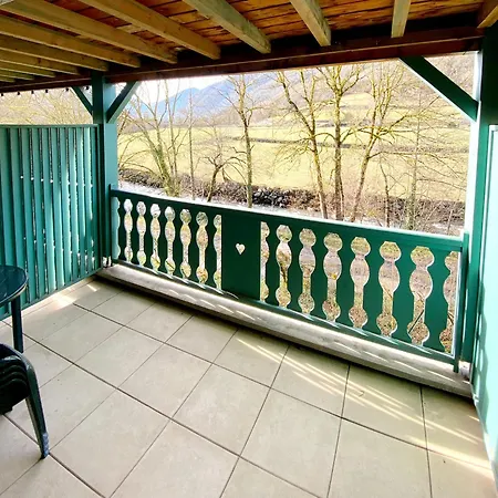 Superbe 4 Personnes Dans Propre Et Calme * 아로