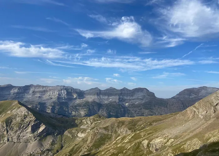 Superbe 4 Personnes Dans Propre Et Calme * 아로