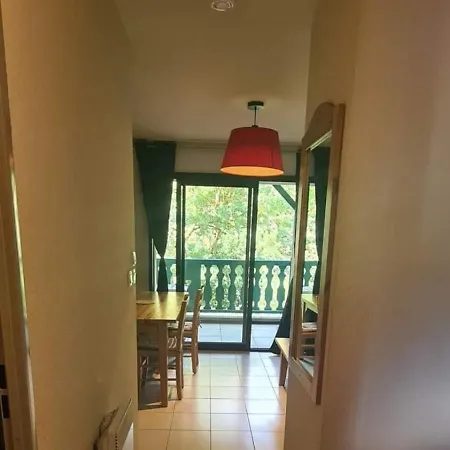 Superbe 4 Personnes Dans Propre Et Calme *